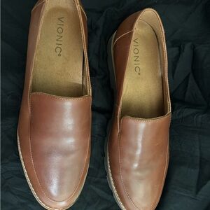 Vionic Womens Kensley Loafer